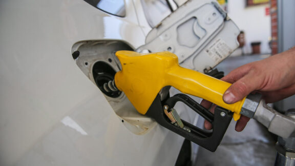 Petrobras reduz preço da gasolina para as distribuidoras