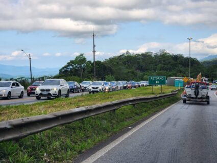 Quarta-feira de Cinzas deve ter movimento intenso nas rodovias do Paraná