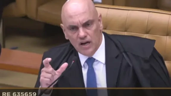 Primeira Turma do STF aceita denúncia e torna Bolsonaro réu em ação penal