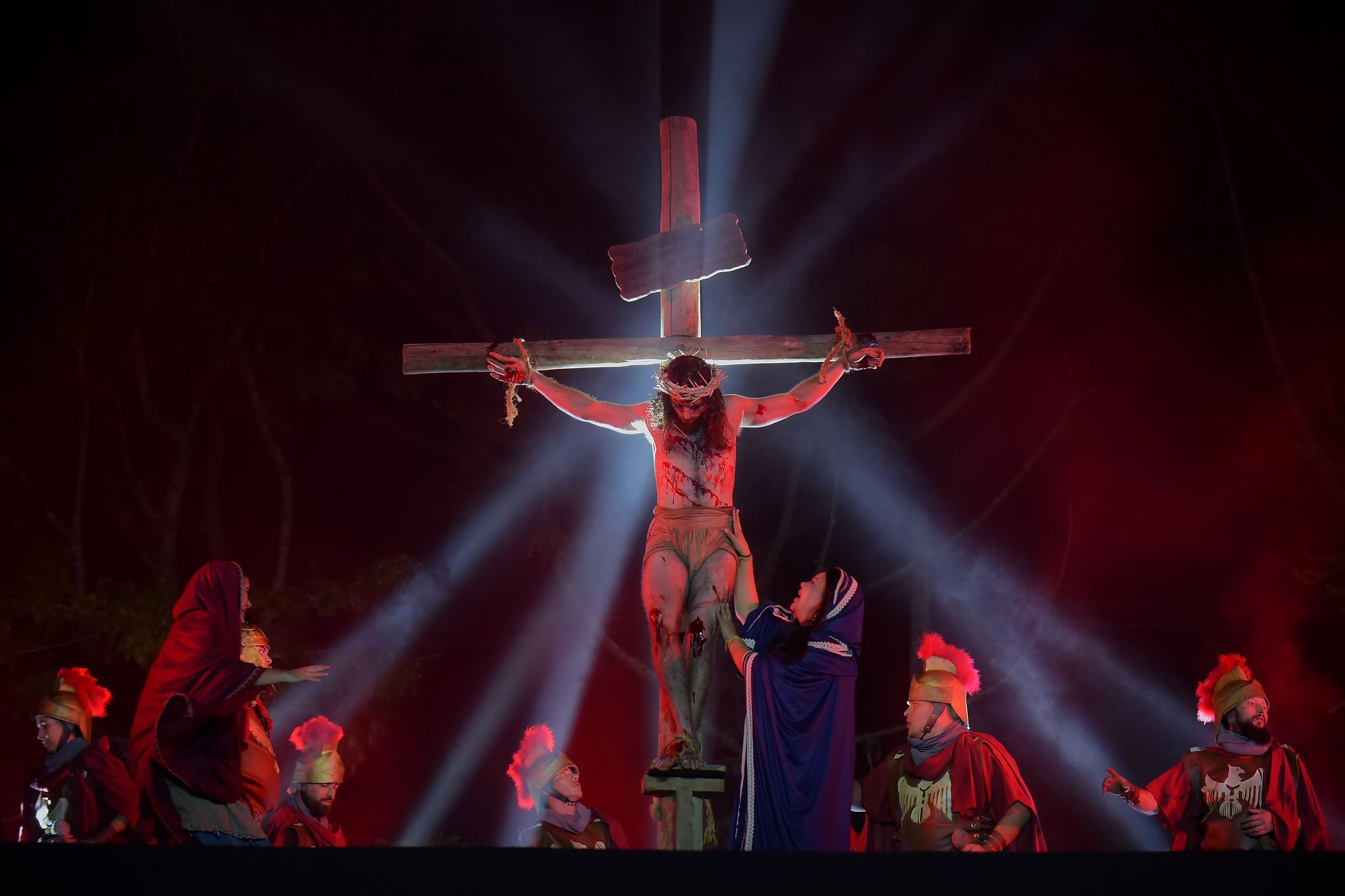 Apresentação da paixão de Cristo Grupo Lanteri
