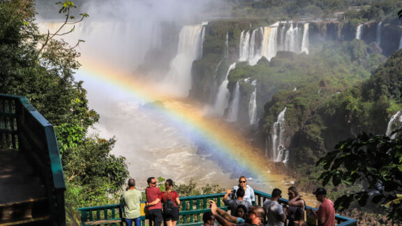Turismo paranaense cresce acima da média nacional