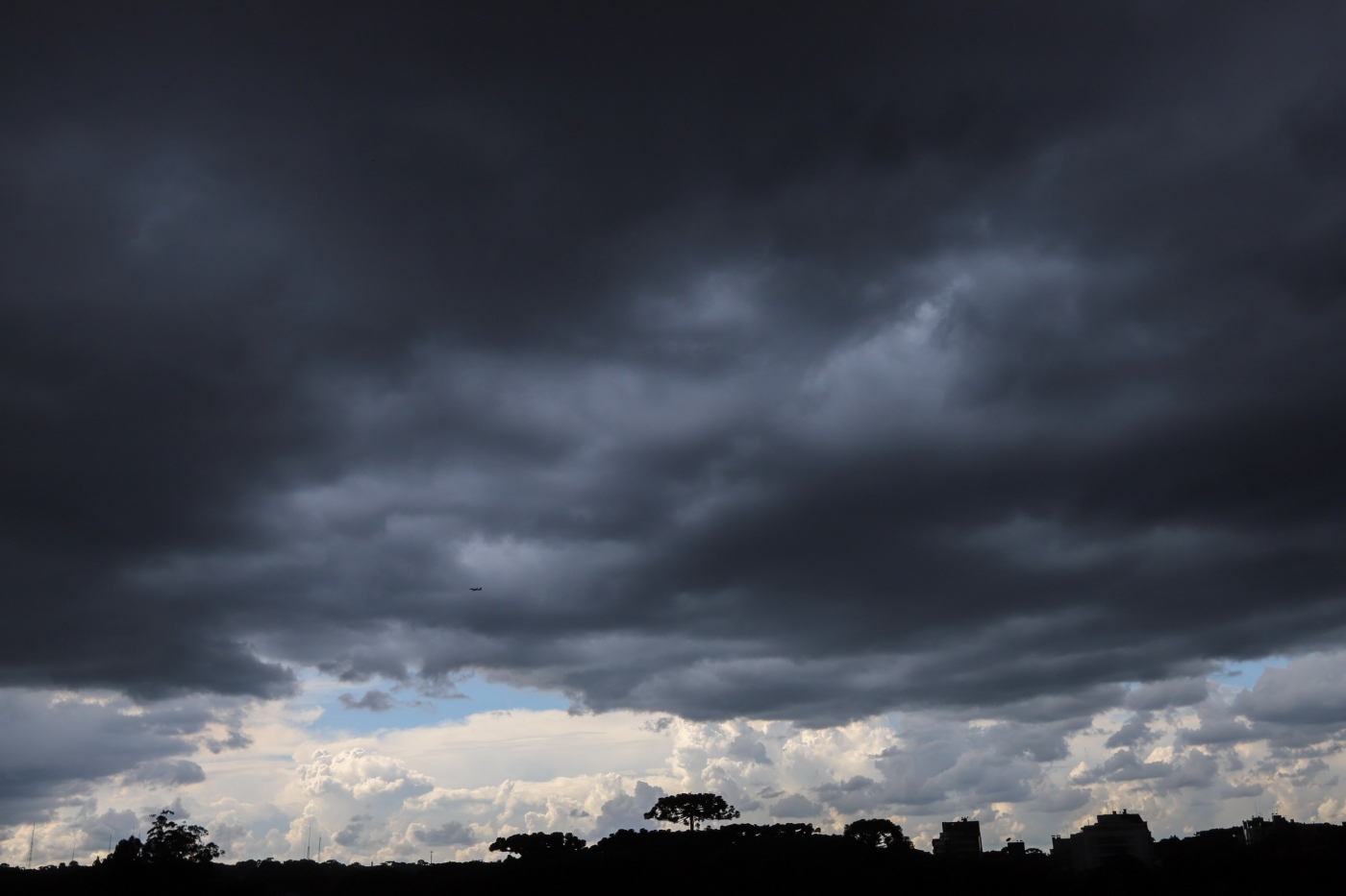chuvas paraná previsão do tempo chuva tempestade alerta