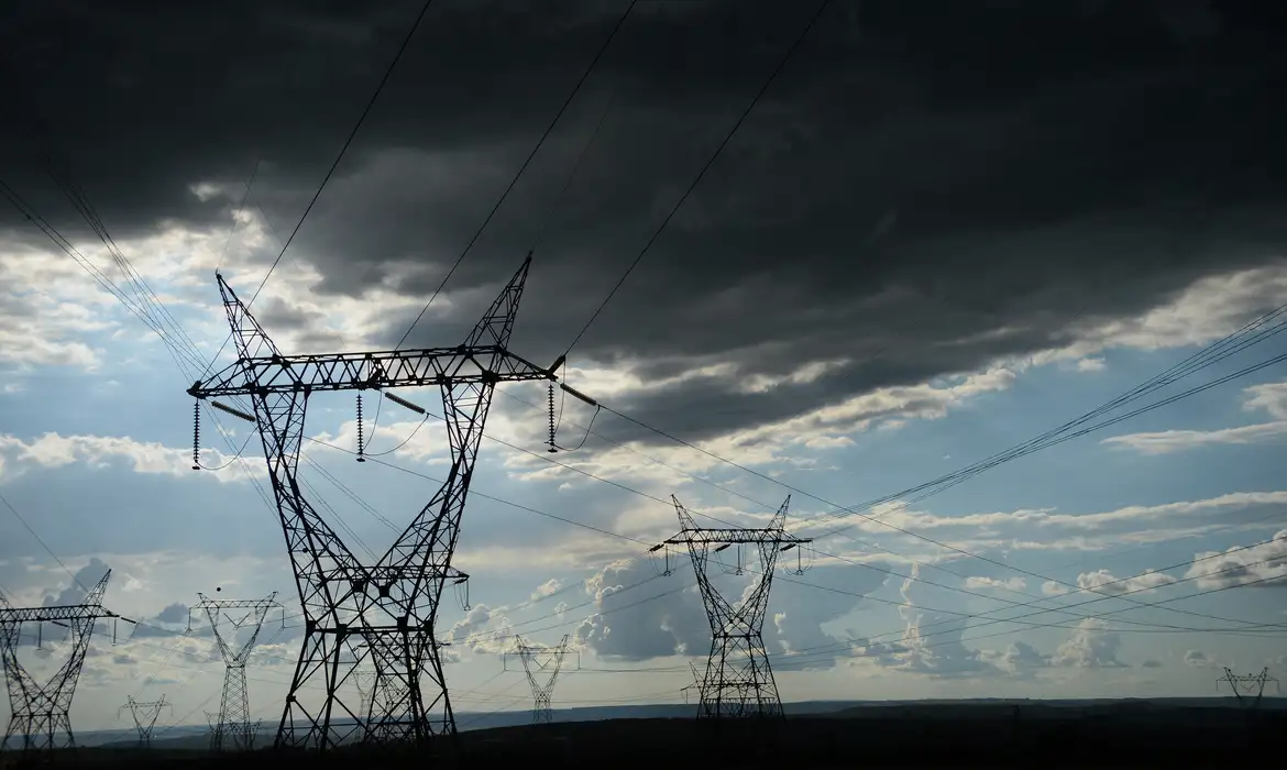 Decreto das elétricas exigirá plano contra eventos climáticos extremos