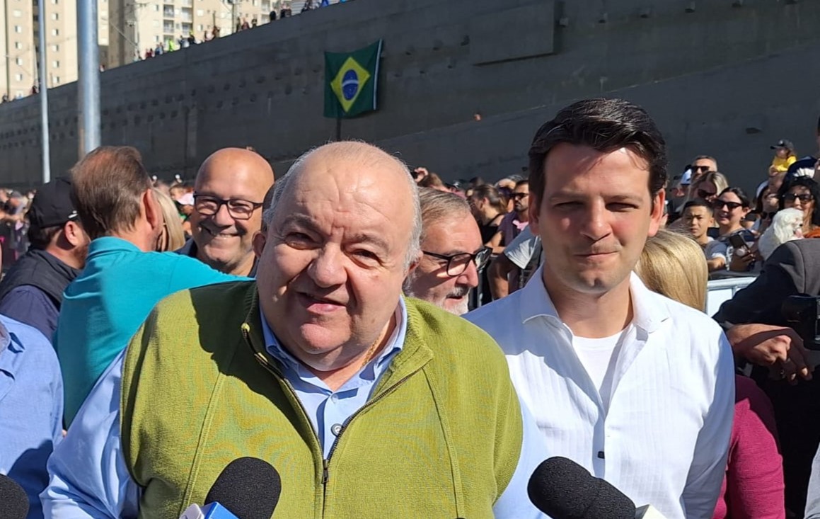 rafael greca entrega linha verde curitiba