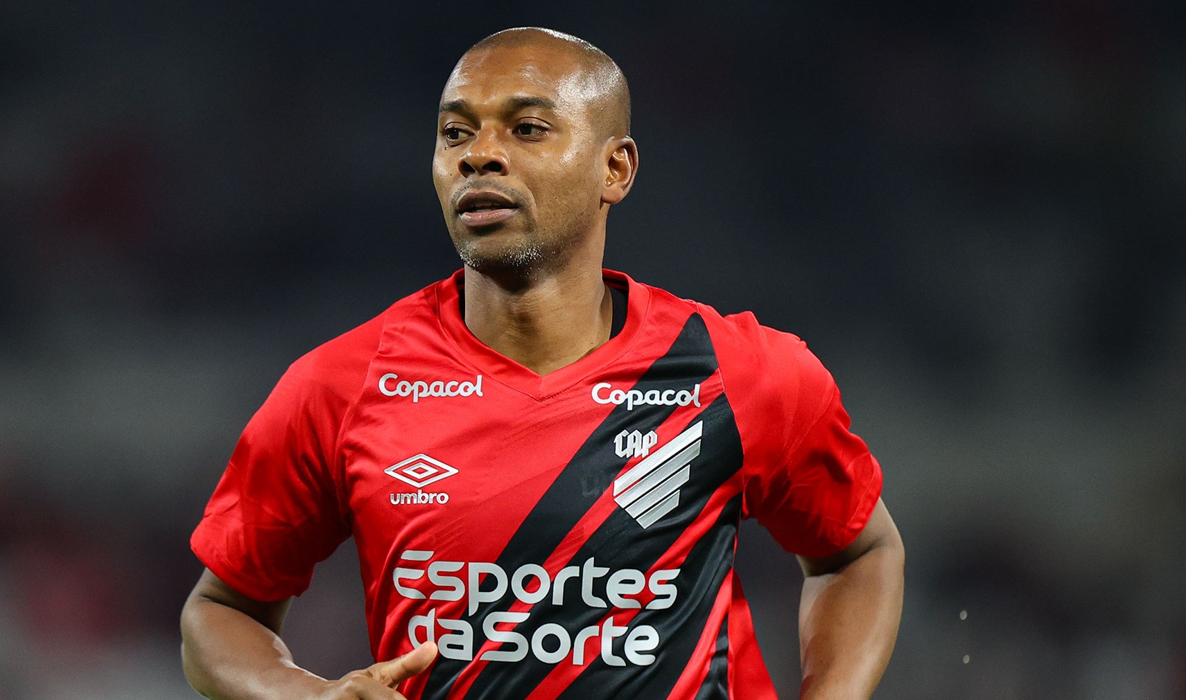 athletico-fernandinho-provavel-escalacao-red-bull-bragantino-brasileirao-2024