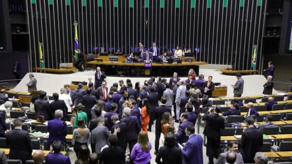 Corte de gastos: Câmara aprova urgência para análise do texto