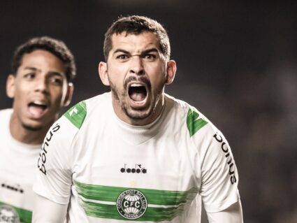 Coritiba perde zagueiro até o final do Campeonato Paranaense