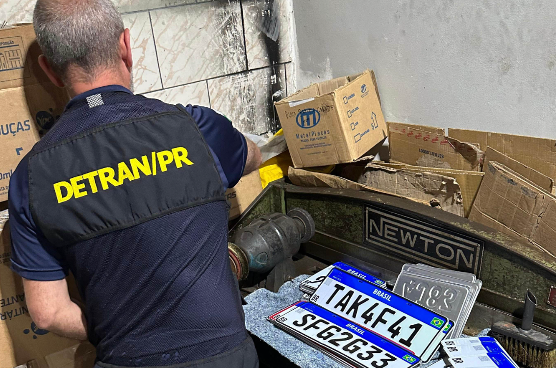 Empresas de emplacamento de veículos são suspeitas de lesarem mais de 9 mil consumidores