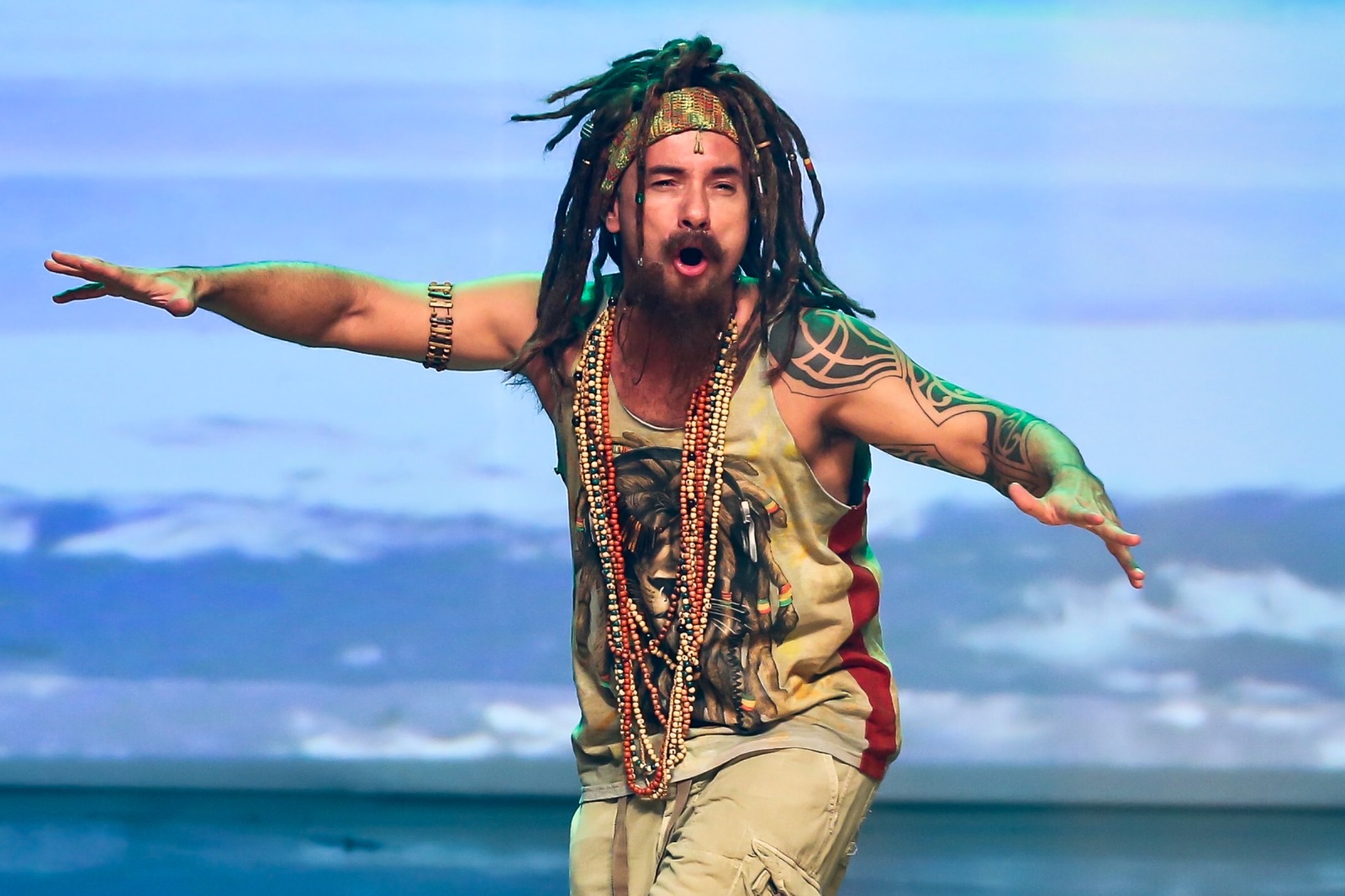 Marco Luque apresenta o show 'Dilatados' em Curitiba