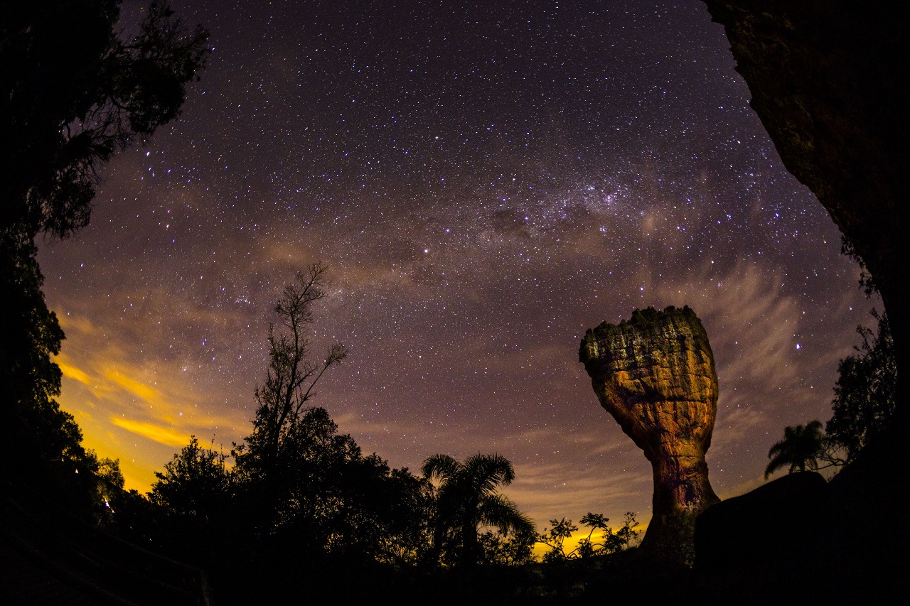 Nasa e Parque Estadual de Vila Velha realizam evento de observação lunar