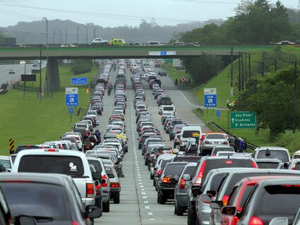 Rodovias: veja o movimento nas estradas do Paraná no feriado da República