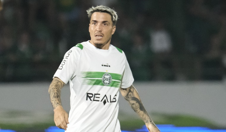 coritiba-josue-pesqueira