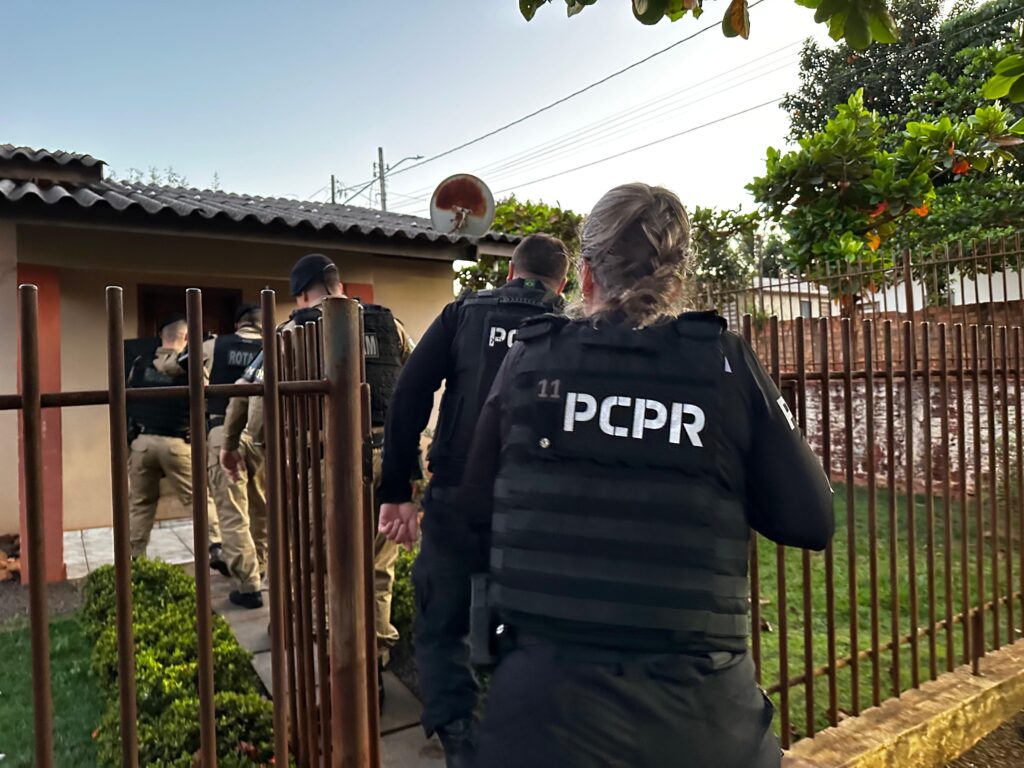 Quadrilha que traficava drogas em Pinhais é alvo de operação