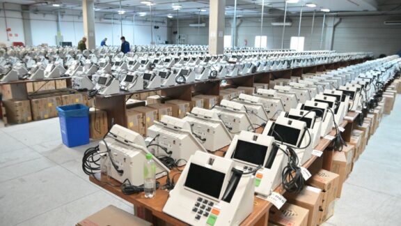 Urnas eletrônicas: 12 equipamentos são substituídos no Paraná