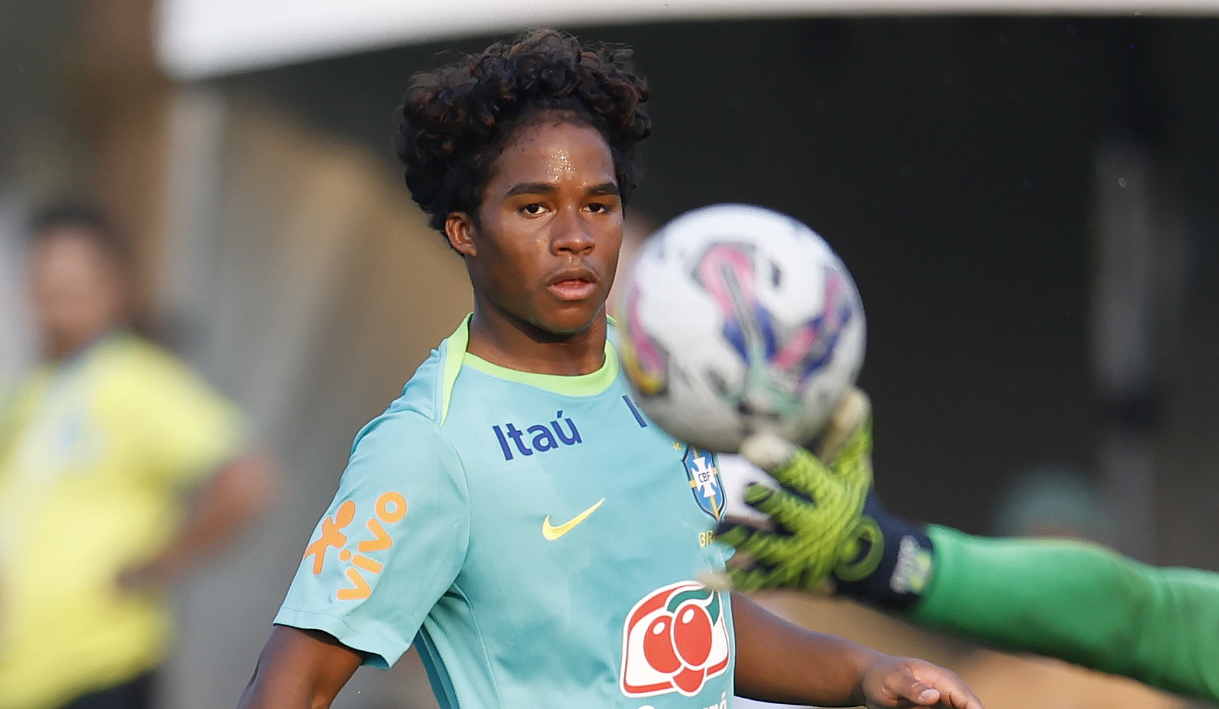 selecao-brasileira-escalacao-paraguai-endrick-curitiba