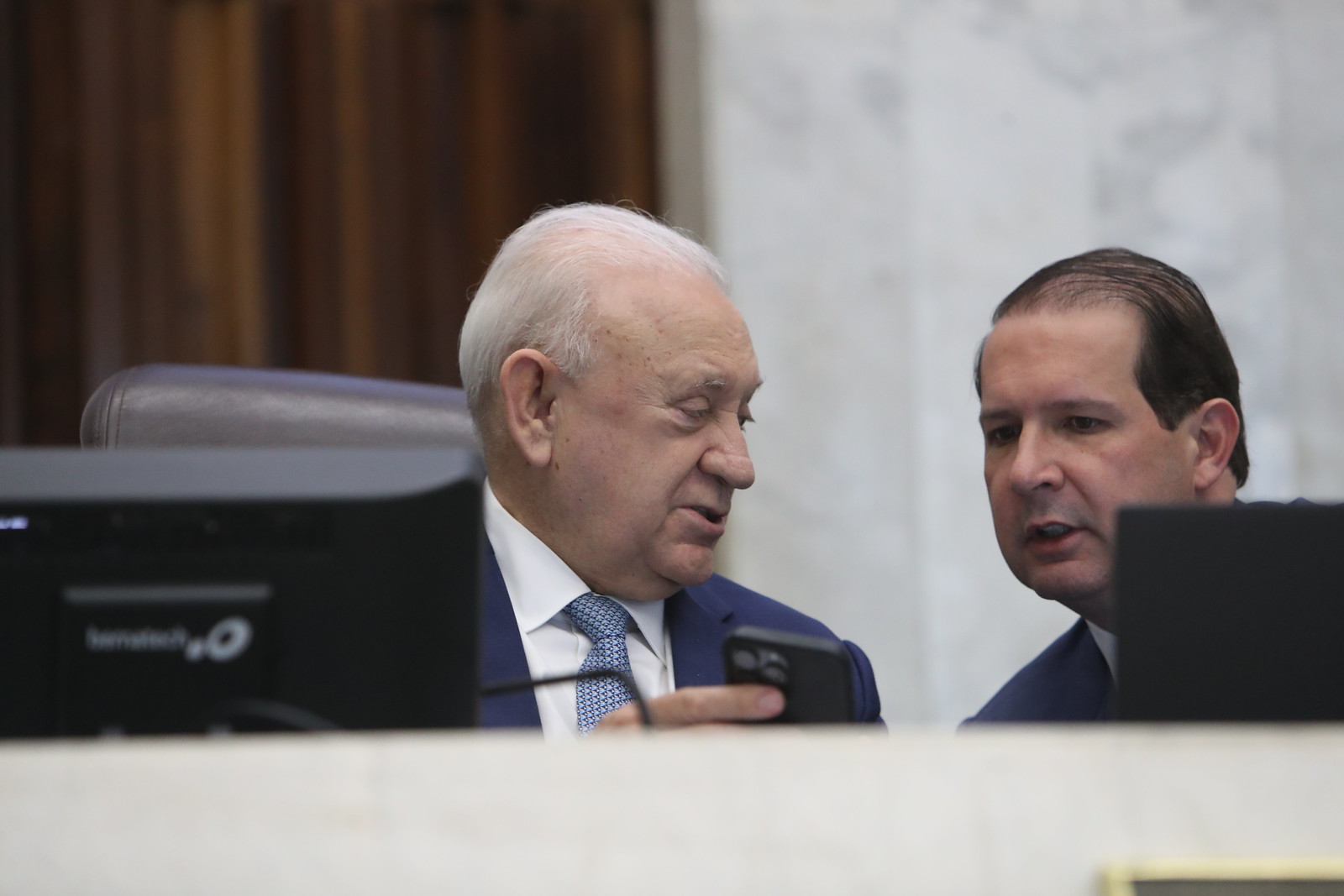 eleições sessões suspensas Alep