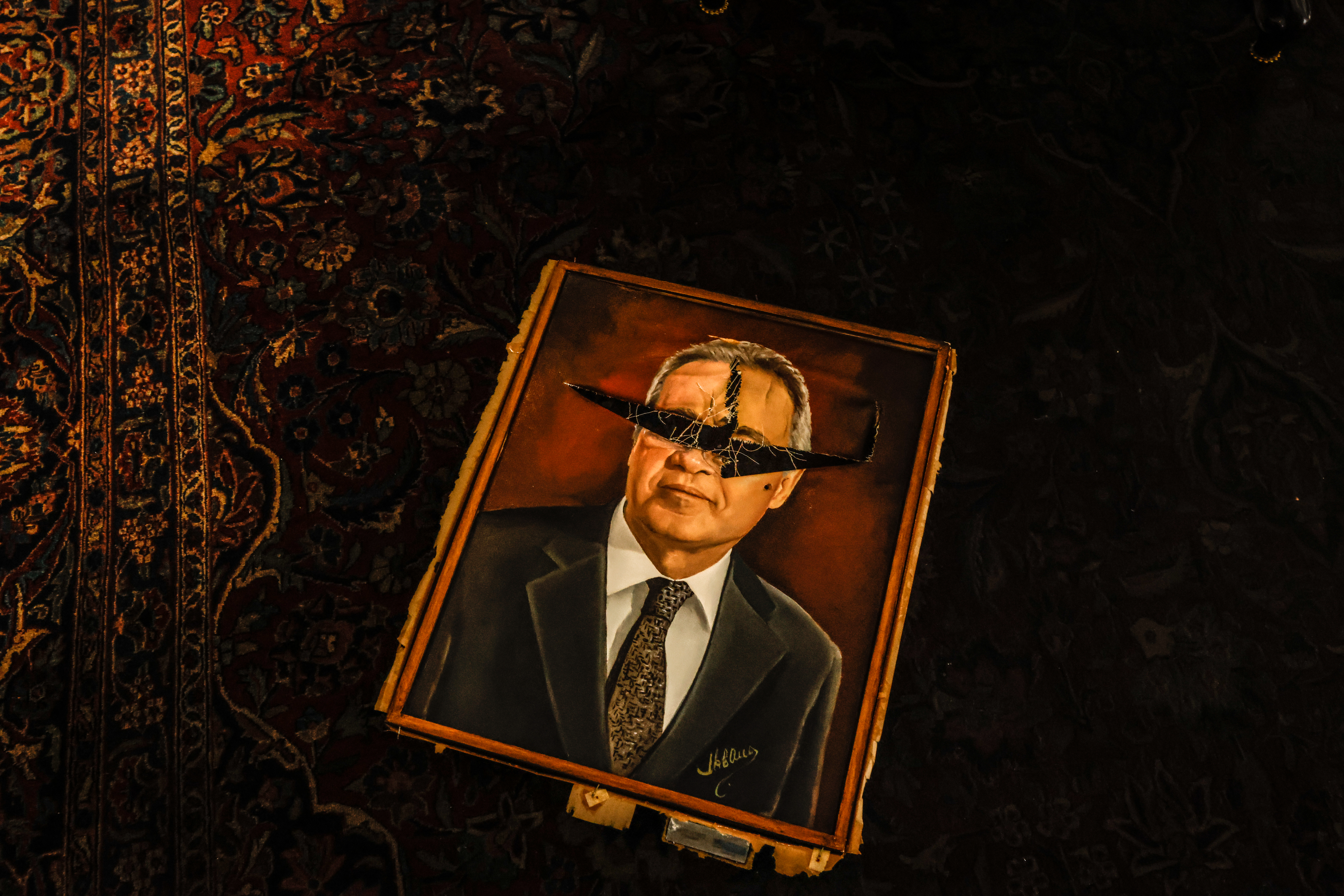 8-de-janeiro2023-destruicao-senado-quadro-senador-renan-calheiros-anistia-bolsonaro.jpeg