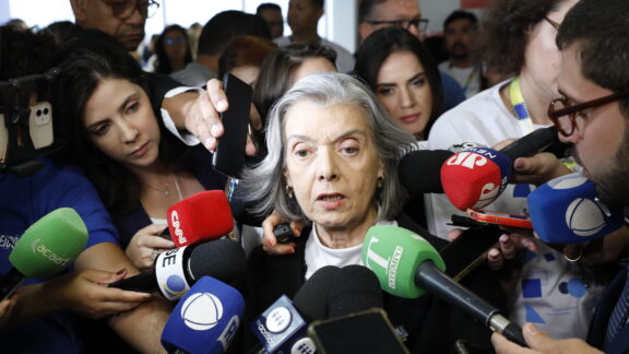 Eleições 2024: “Exemplo da eficiência da Justiça Eleitoral”, avalia Cármen Lúcia