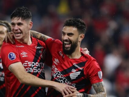 Athletico perde atacante por lesão até o final da temporada