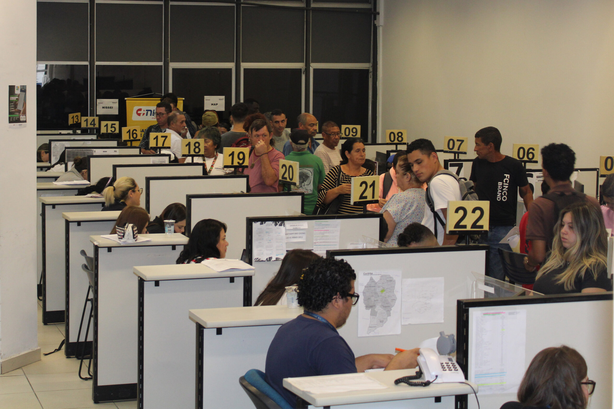 mutirão de empregos Curitiba