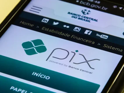 Governo publica medida para proibir cobrança diferenciada por transações em Pix