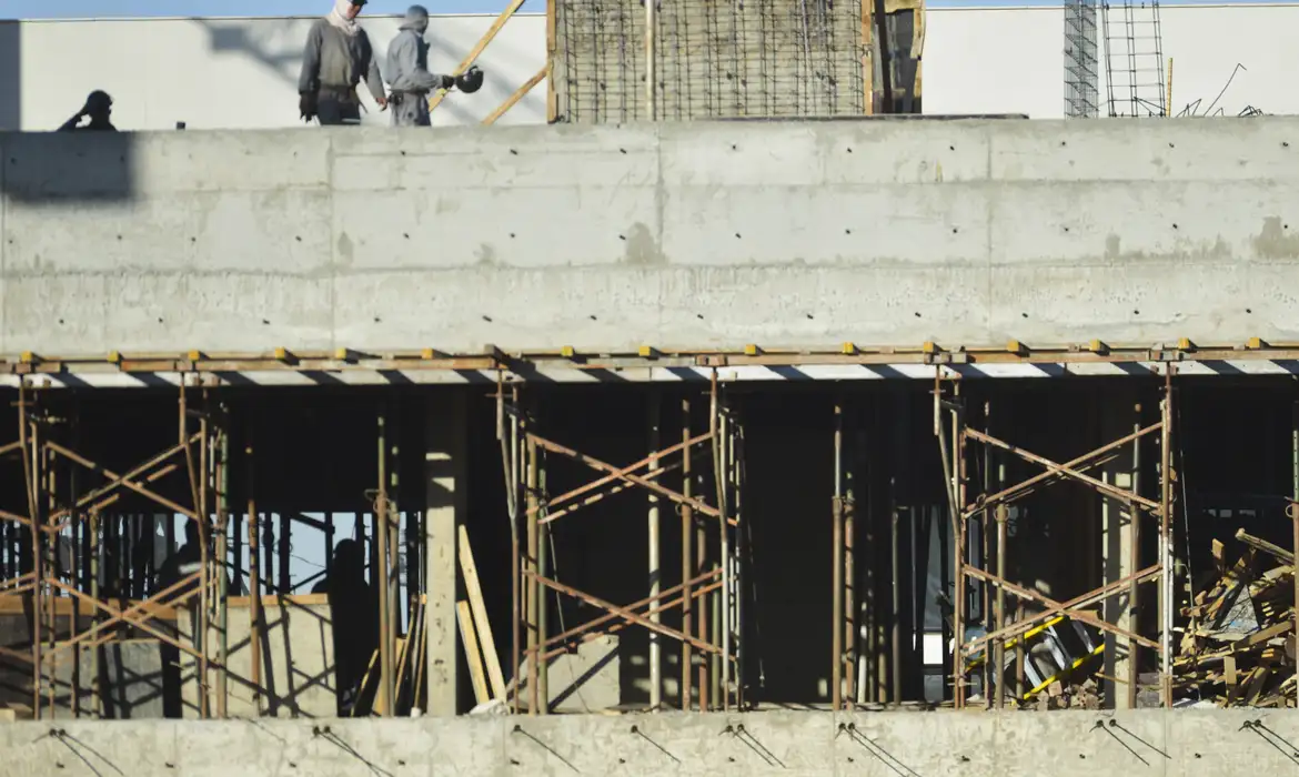 obras_construcao_noreste_mcajr_abr2807221054-Caged registra criação de 247 mil postos de trabalho em setembro