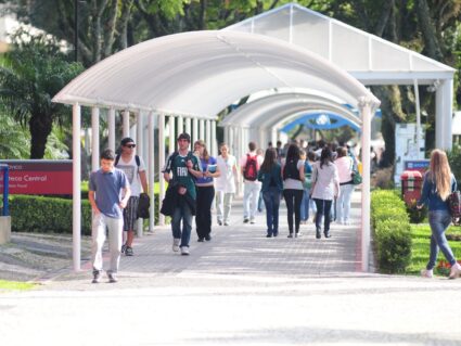 Governo abre inscrições para o Fies 2025