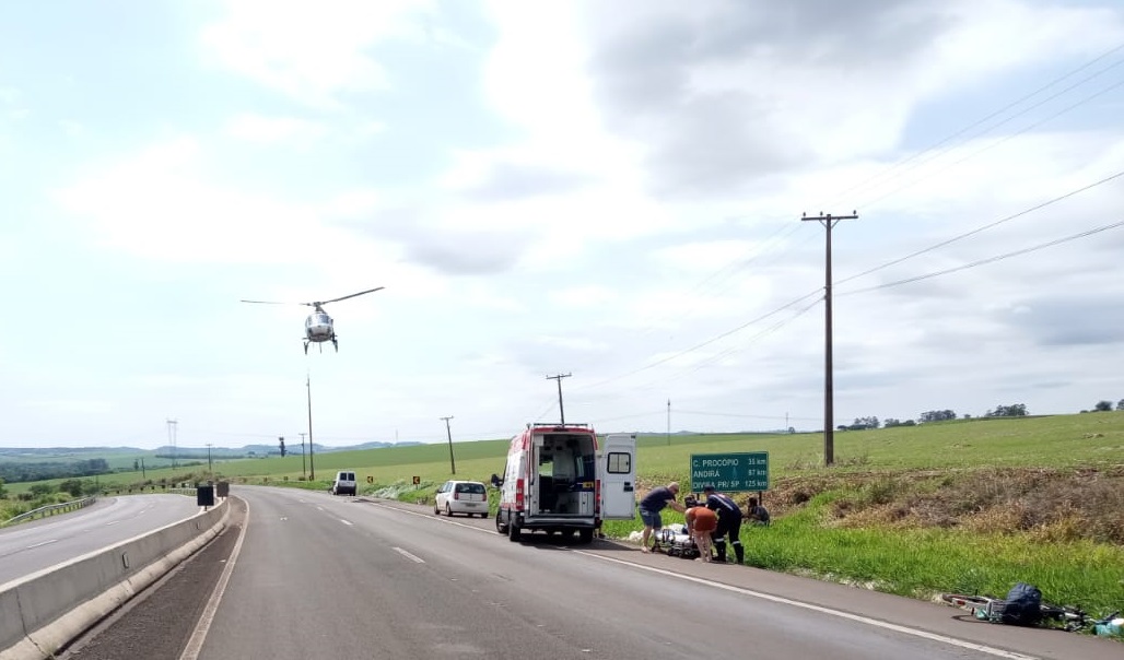Idoso morre após ser atropelado na BR-369, em Jataizinho
