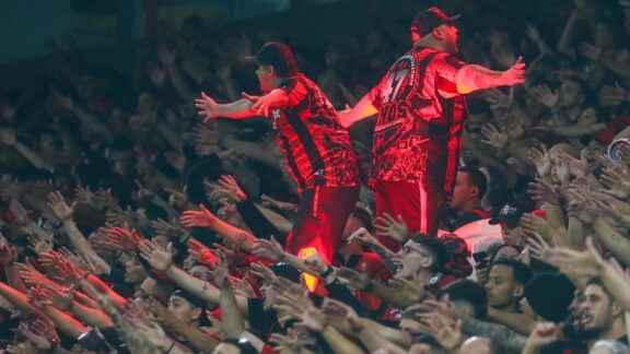 Vitória provoca Athletico: “Na casa do senhor não existe satanás”