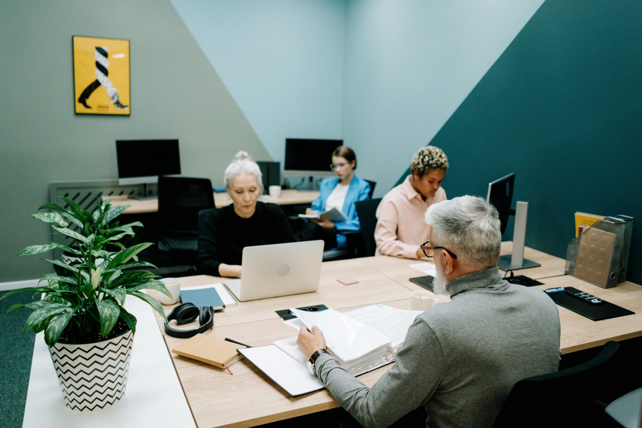 Como lidar com as diferentes gerações no ambiente de trabalho?