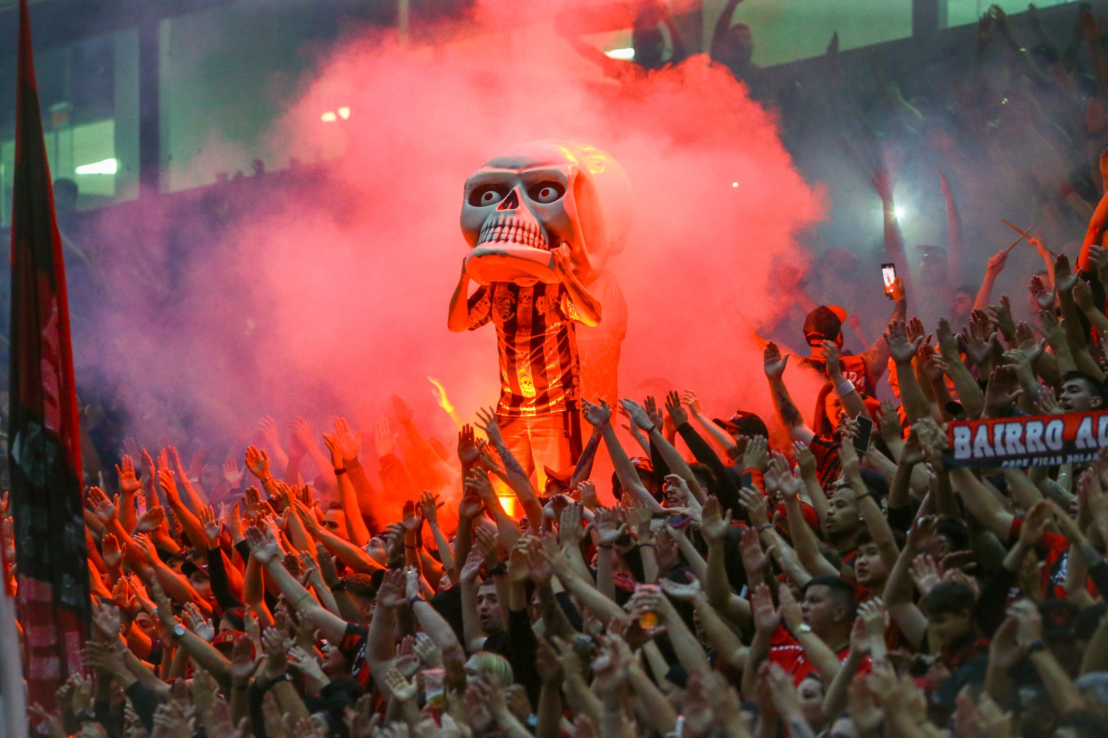 torcida-athletico-ligga-arena