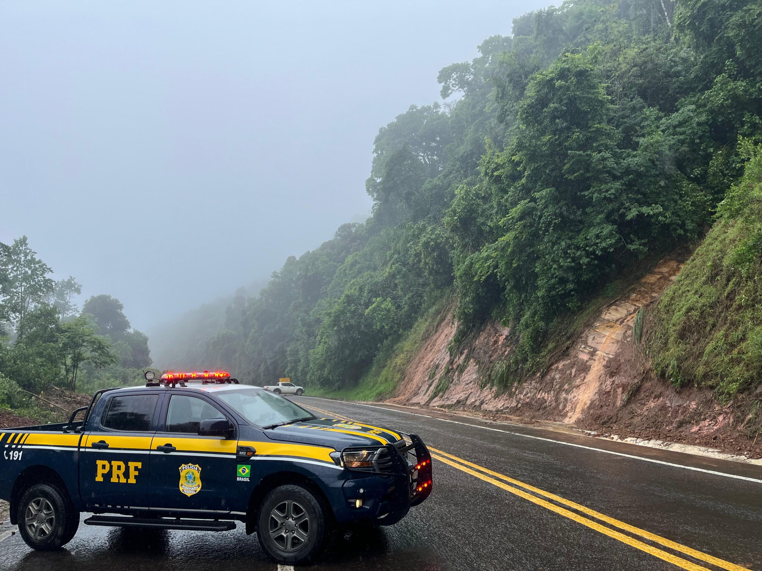 interdição BR-277 Serra da Esperança Guarapuava
