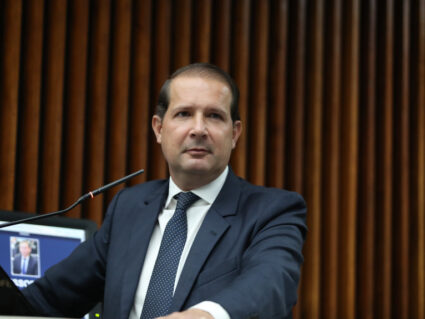 Prefeito eleito de Assis Chateaubriand, Marcel Micheletto (PL) se despede da Assembleia