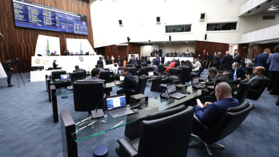 Última sessão do ano: Alep aprova orçamento de 2025