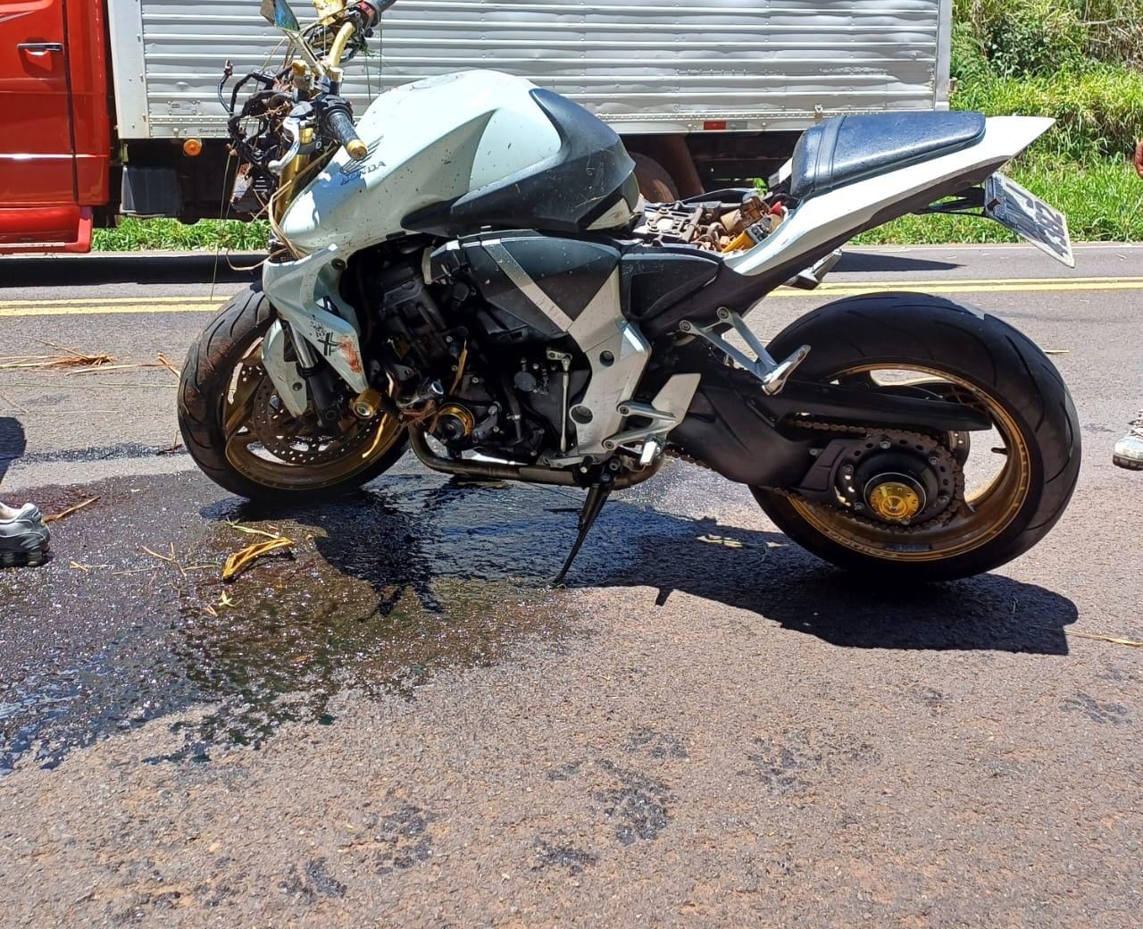 acidente moto BR-487