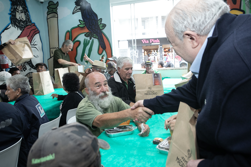 ceia solidária Curitiba Madalosso