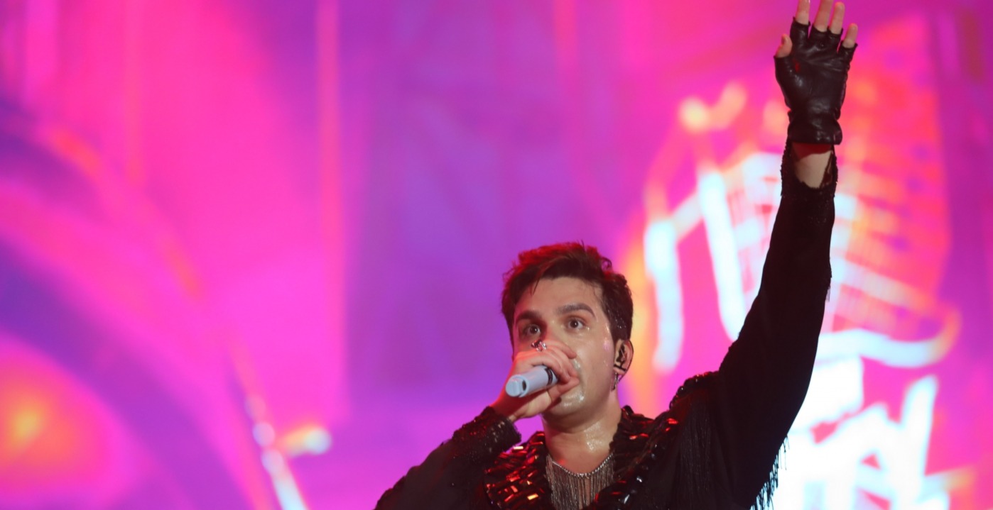 luan-santana-guaratuba-verao-2025-cafe-curacao
