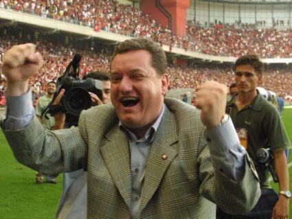 Ex-presidente do Athletico detona gestão e cobra “choque de democracia”