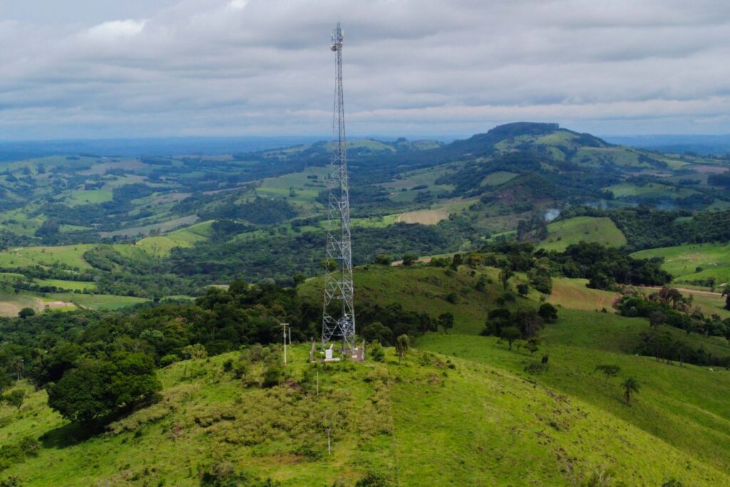 Paraná melhora conectividade em áreas rurais