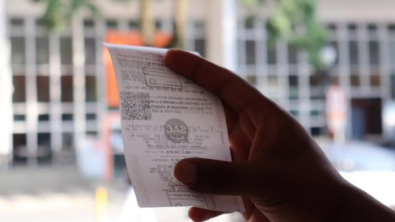Consumidores recebem mais de R$ 26 milhões em créditos do ICMS no Paraná
