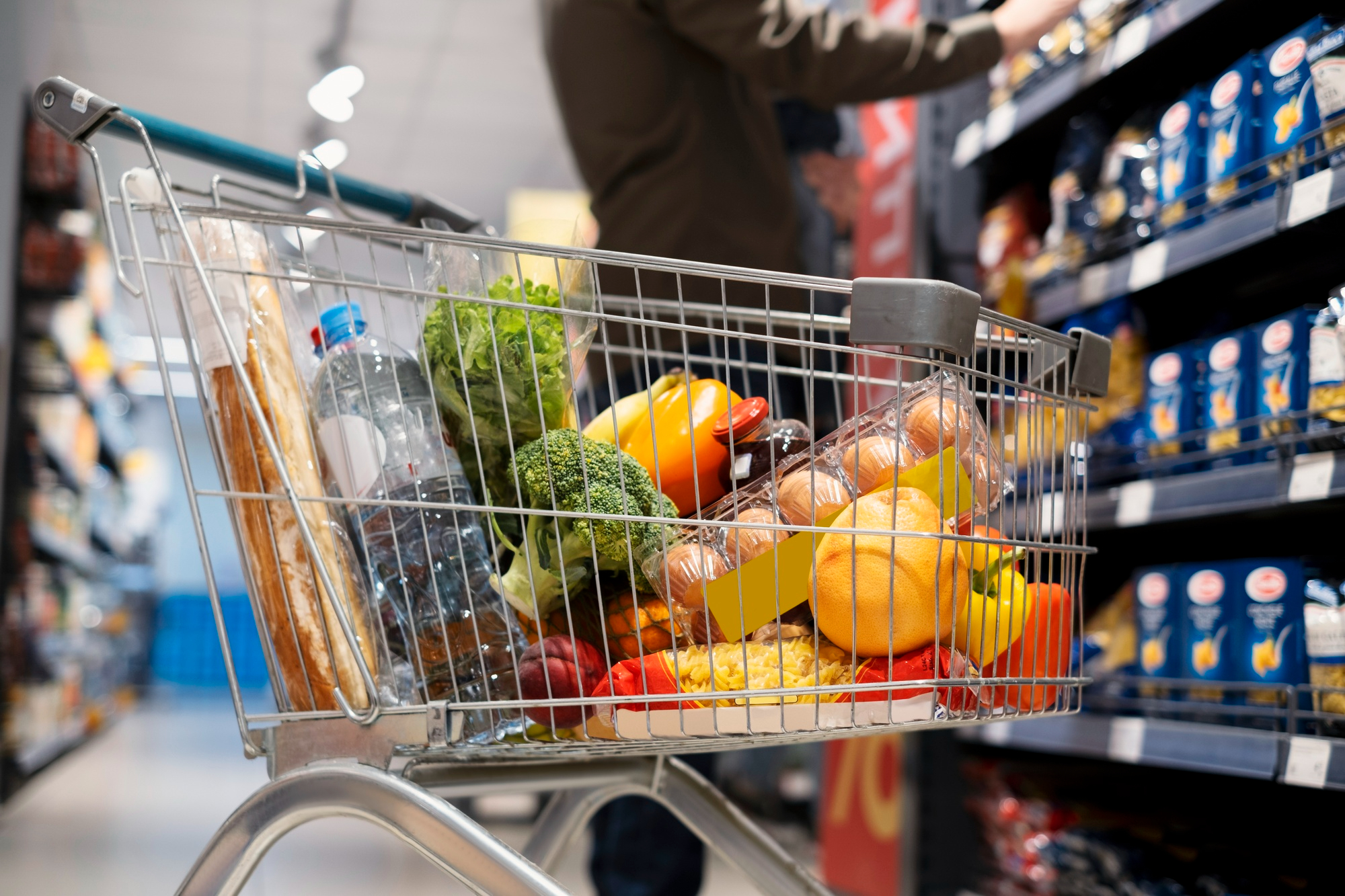 supermercado carrinho de supermercado cesta básica curitiba