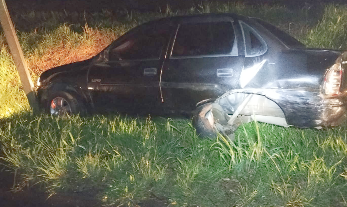 Homem desce do carro para urinar e morre atropelado na BR-373