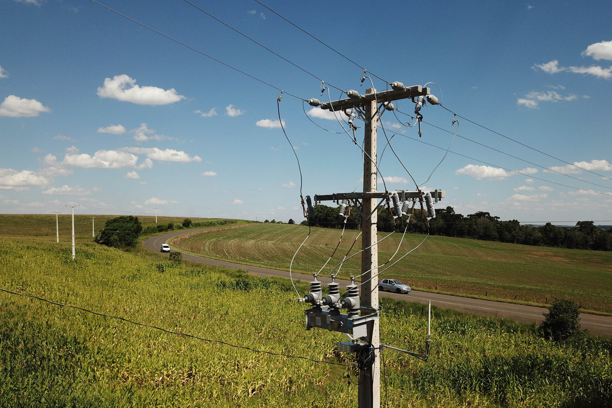 Inovacao-da-Copel-permite-a-rapida-volta-da-energia-em-caso-de-quedas-no-fornecimento-scaled.jpg