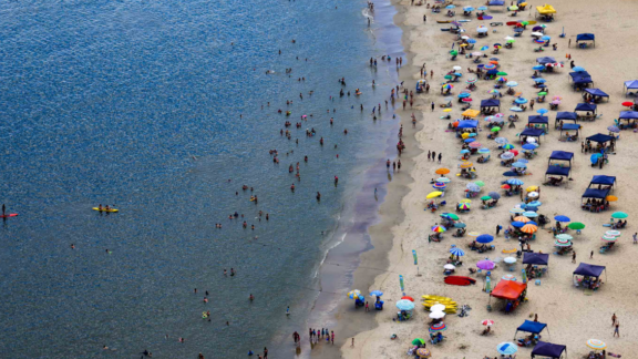 Vendas no comércio do Litoral crescem 20% durante o verão