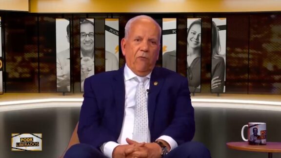 ‘O Brasil precisa aprender a economizar’, declara o Senador Oriovisto Guimarães