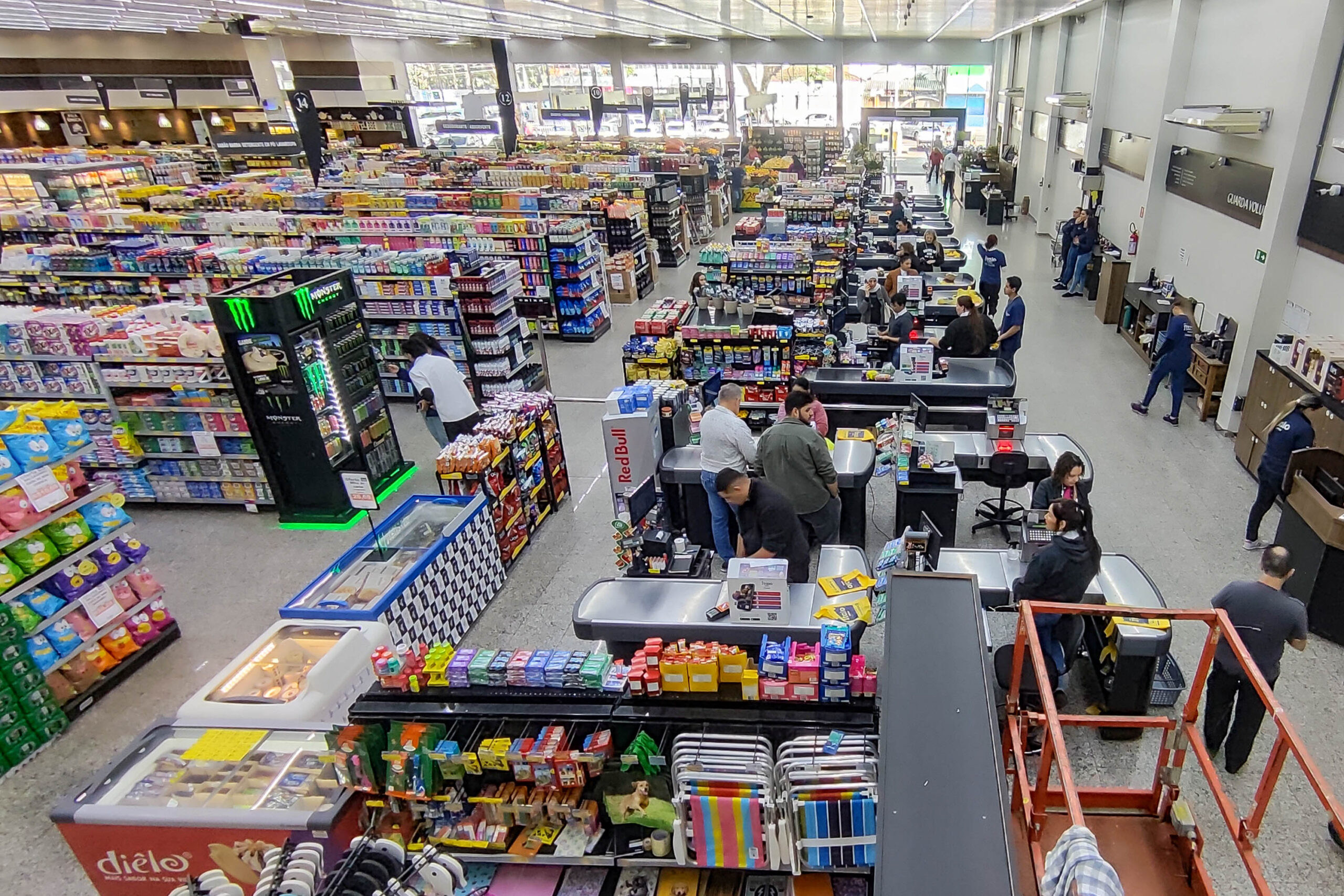 Preços de alimentos ficam mais caros no Paraná supermercado