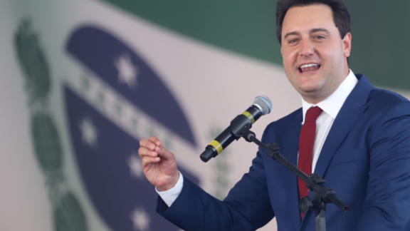 Sem Tarcísio, Ratinho Junior é o nome preferido de Kassab