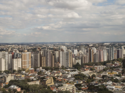 Caixa eleva de 1 a 2 pontos percentuais juros para compra de imóveis