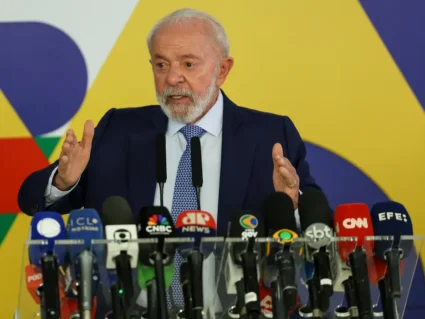 ‘Maior programa de crédito do país’, diz Lula sobre consignado CLT