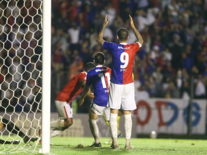 Paraná Clube tropeça no FC Cascavel e continua na zona de rebaixamento
